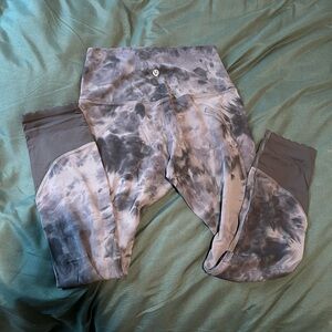 Lululemon Align Leggings with Scalloped Bottom Detail 25”